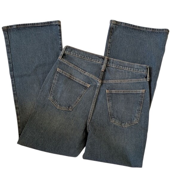 Women's High-Rise Flare Jeans Universal Thread Medium Wash 8 Short - Picture 3 of 4